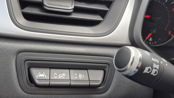 RENAULT Captur Captur rouge-014.jpg